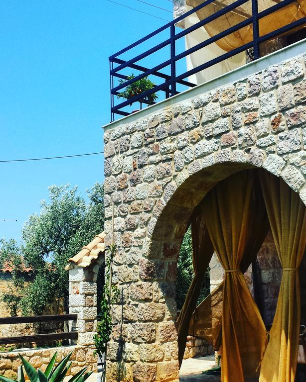 Niko'S Stone Guest House Plítra Dış mekan fotoğraf