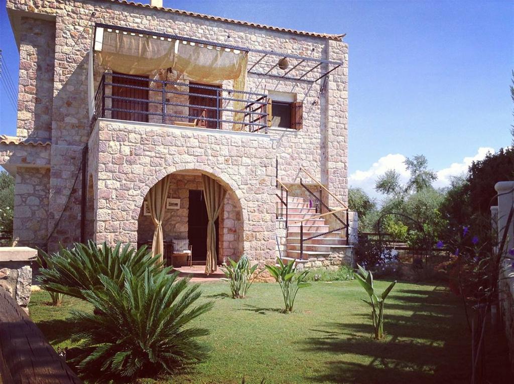 Niko'S Stone Guest House Plítra Dış mekan fotoğraf