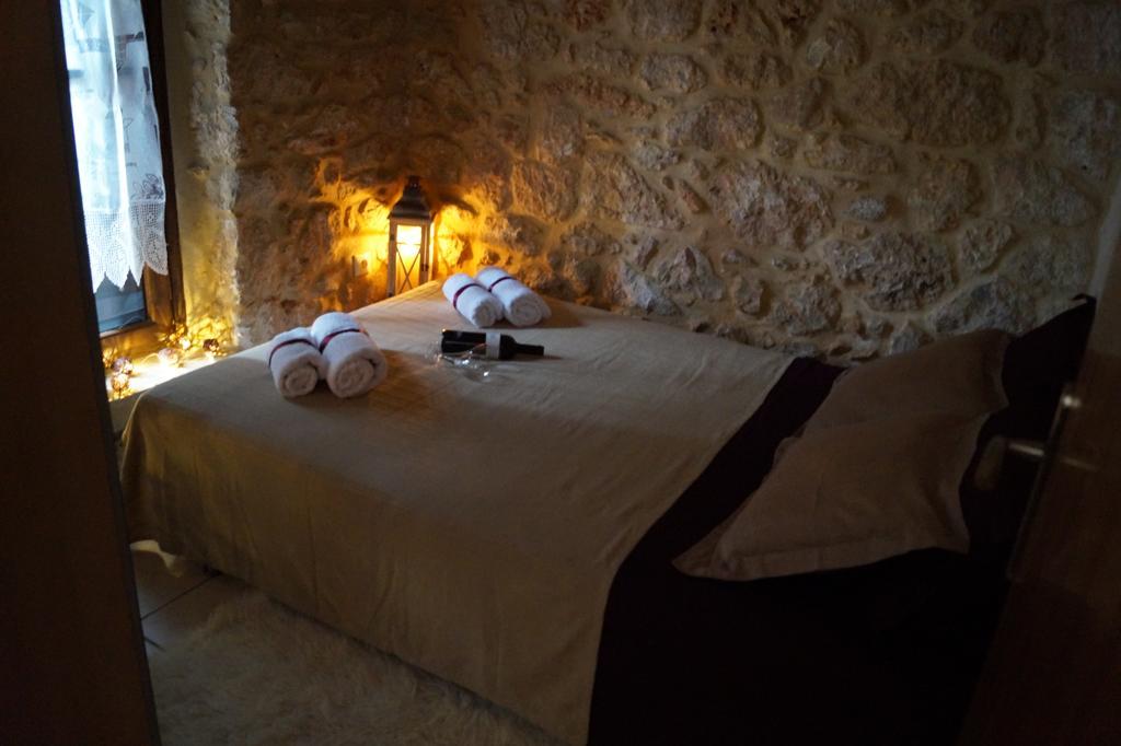 Niko'S Stone Guest House Plítra Dış mekan fotoğraf
